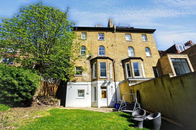 12c Fox Hill, Crystal Palace, London, SE19 2UU