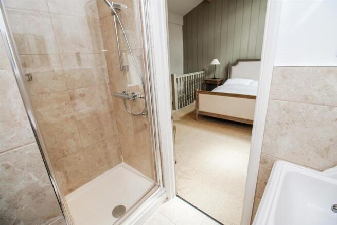2 bed Cottage to rent Image 12