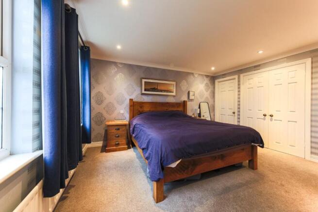 Bedroom 1.jpg