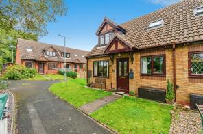 22, Ambleside Close, Bilston WV14 0SN