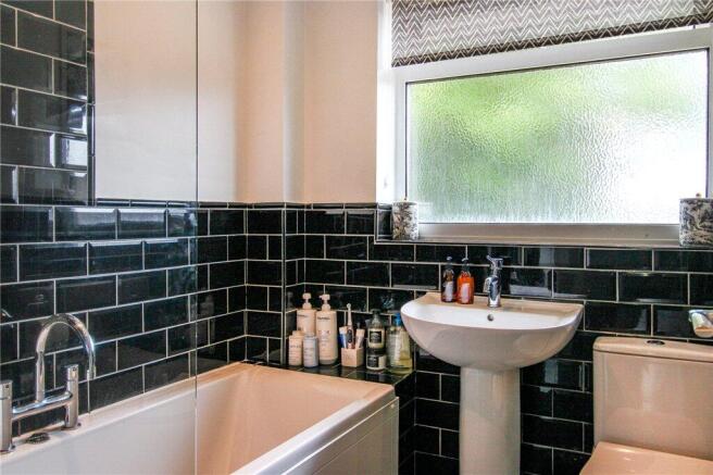 3 bed Terraced for sale Image 5