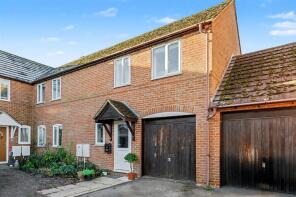 10, Strensham Gate, Worcester WR8 9JY