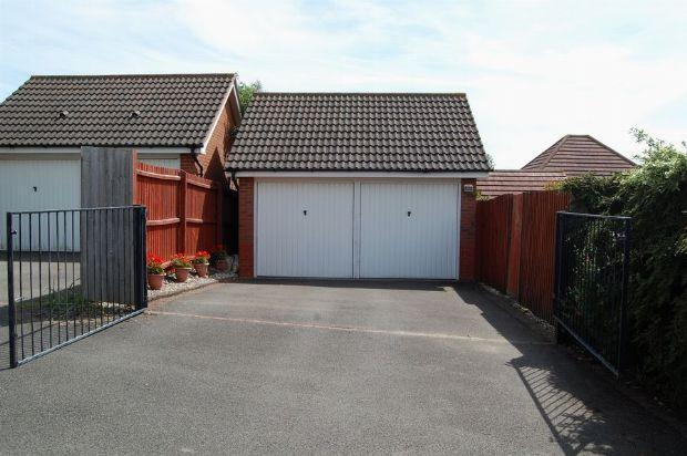 DOUBLE GARAGE