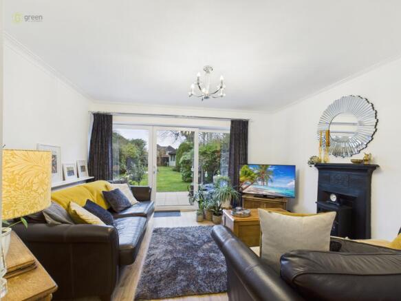 cam03830g0pr0264still013