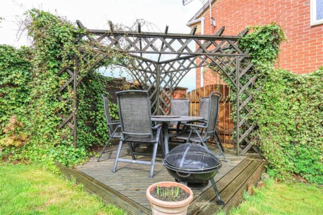 DECKED SEATED AREA
