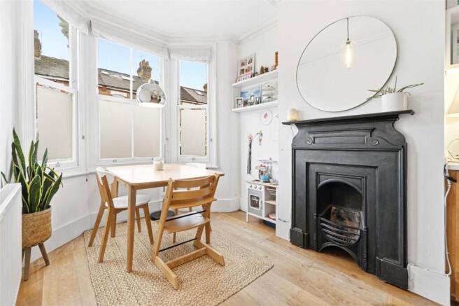 Linden Road, Hampton, TW12 photo 3