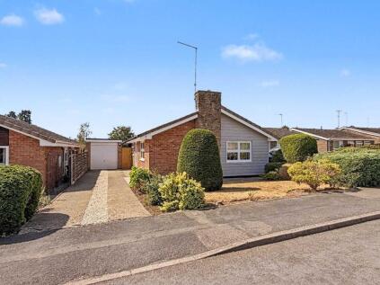 7 Kingston Close, Long Buckby, NN6 7RZ