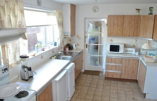 Kitchen/Breakfast Room