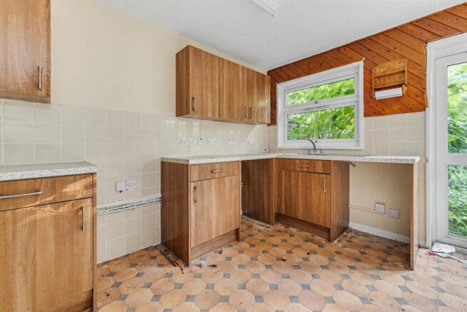 31 Sandhurst Close, Royal Tunbridge Wells, Kent, TN2 3ST
