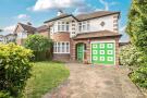 3 bed detached - Medina Avenue, Esher, KT10 image 8