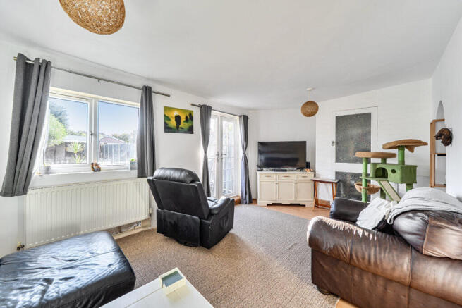 Coombe Avenue, Bournemouth, BH10 photo 4
