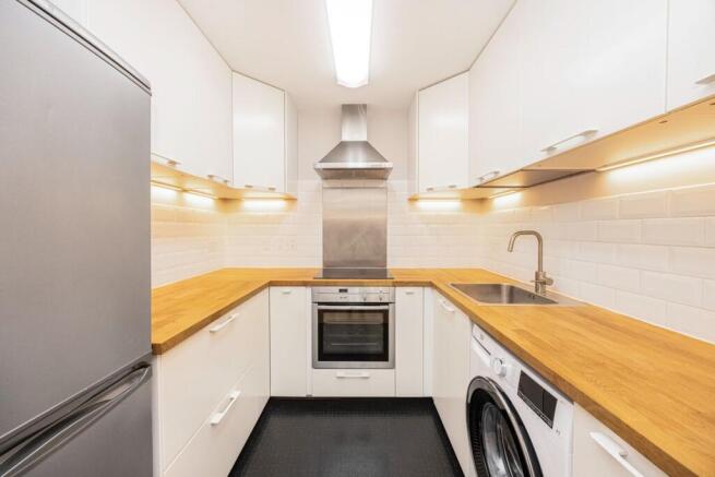 Burford Wharf Apartments, Stratford, E15 photo 4
