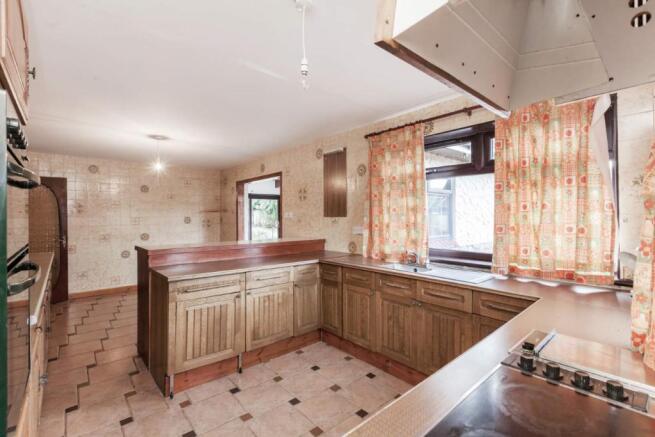 Dining kitchen