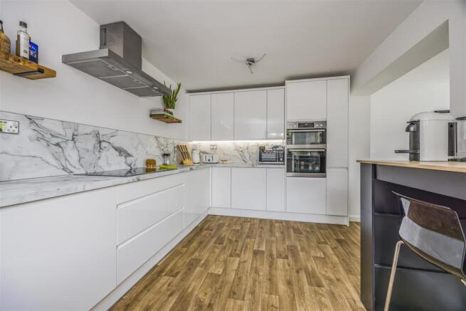10 Overton Road, Southbourne-PorticoMarketing-Nexa