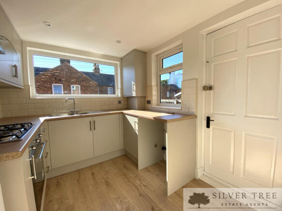 2 bed Terraced for sale Image 4