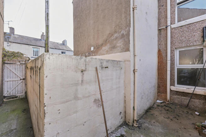 24 Gladstone Street, Workington, Cumbria, CA14 2XH