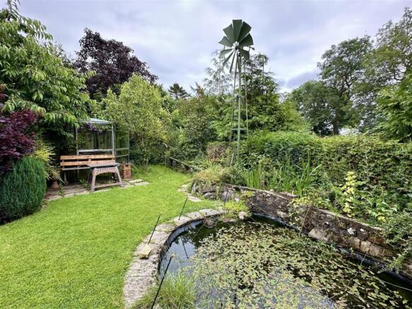 Private Gardens