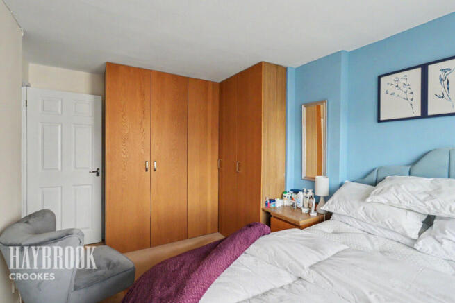 3 bed Semi-Detached for sale Image 11