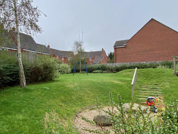 Play Area Close B...