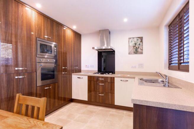 Kitchen diner