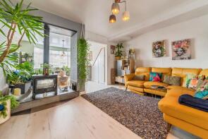 24, Warwick Road, Newark NG24 3QE