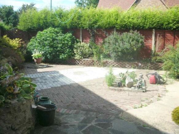 Photo 3