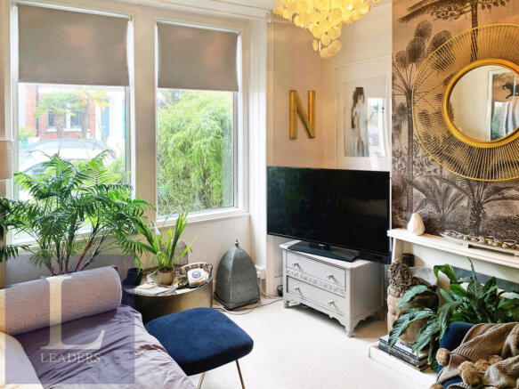 06094790-Living 20ro