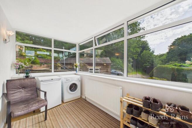 3 bed Semi-Detached for sale Image 10