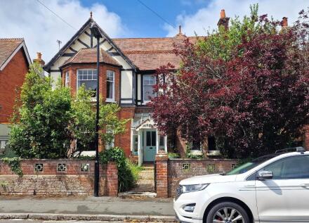 Pellhurst Road, Ryde, Isle of Wight, PO33 3BS