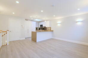 5a, Sefton Street, London SW15 1NA