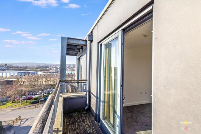 2 bed Apartment for sale Image 7