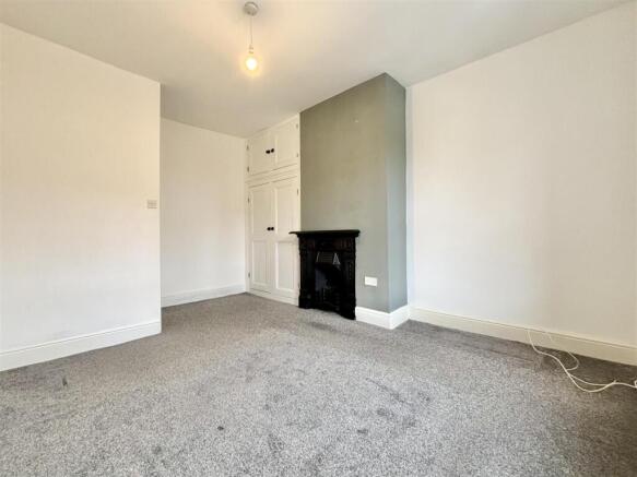 2 bed Terraced for sale Image 10