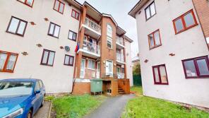 25, Regency Court, Bradford BD8 9EY