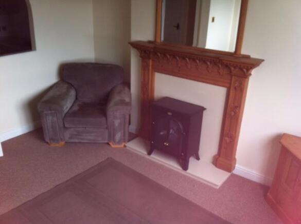93 FOXDALE LOUNGE 2.jpg