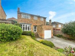 21, Coniston Drive, Farnham GU9 0DB