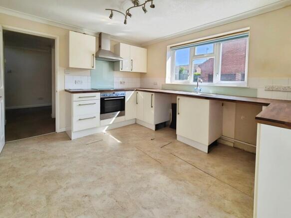 51700a20-10000285...