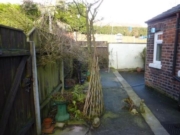 Photo 8
