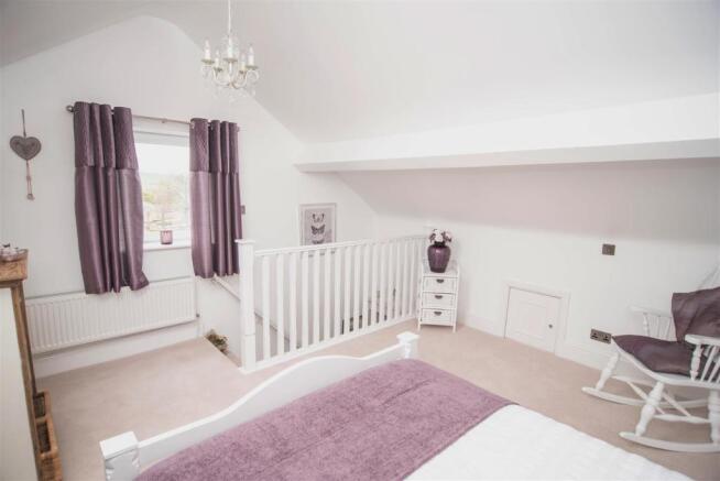 ATTIC ROOM
