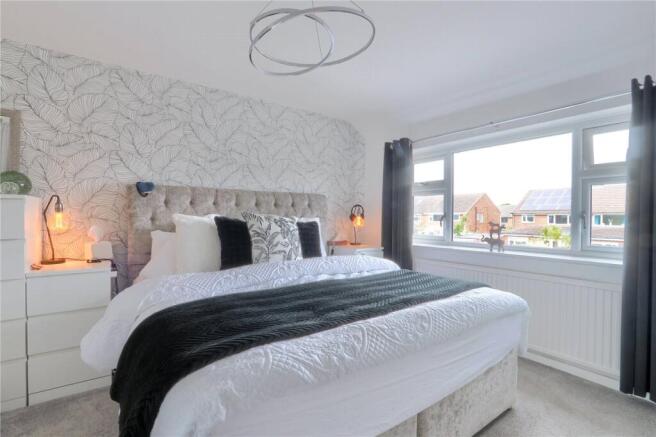 3 bed Semi-Detached for sale Image 12
