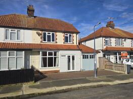 50, Looe Road, Felixstowe IP11 9QB