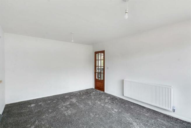 Lounge/Sitting Room