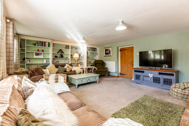 5F8A6282-HDR