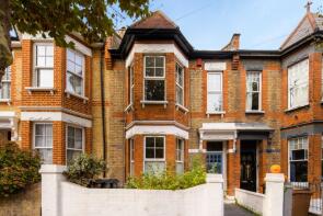 Flat A, 31, Cotesbach Road, Hackney, London E5 9QJ