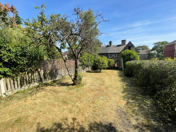 2 bed Cottage for sale Image 3