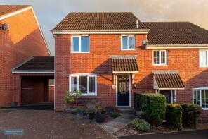 56, Baileys Gate, Cotford St Luke, Taunton TA4 1JE