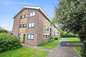 1, Garden Court, Greenacres, London SE9 5AZ