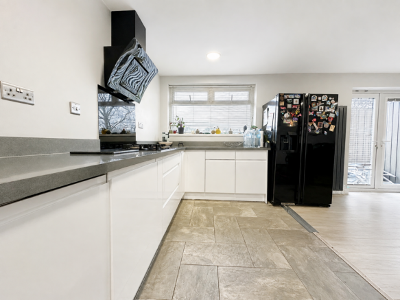 Kitchen image 3.png