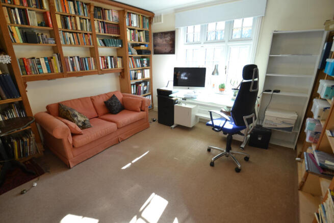 Photo 12