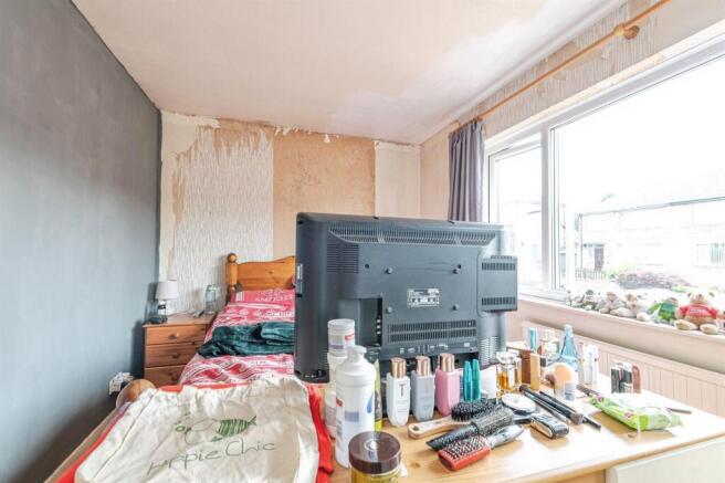 2 bed Semi-Detached for sale Image 12