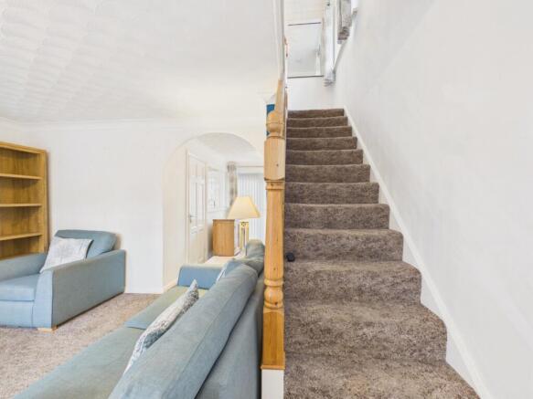 3 bed Semi-Detached for sale Image 6